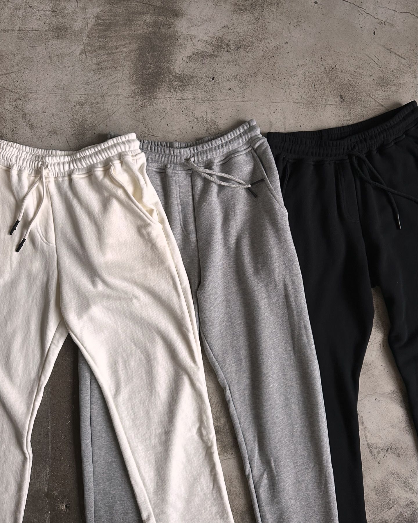 Comfort Terry Sweatpant - Crema